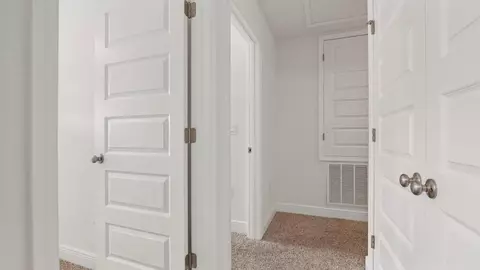 Entry Way - 124 Red Deer Trce UNIT 2, Dothan, AL 36301 photo 7 of 9