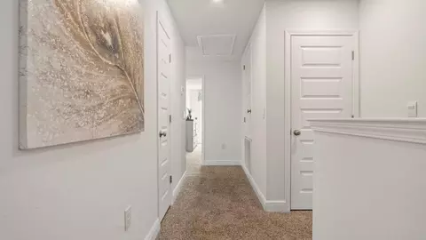 Entry Way - 124 Red Deer Trce UNIT 2, Dothan, AL 36301 photo 5 of 9