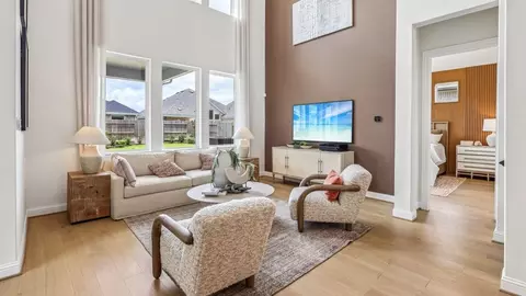 Living - 527 Coen Cain Dr, Rosenberg, TX 77471 photo 2 of 3