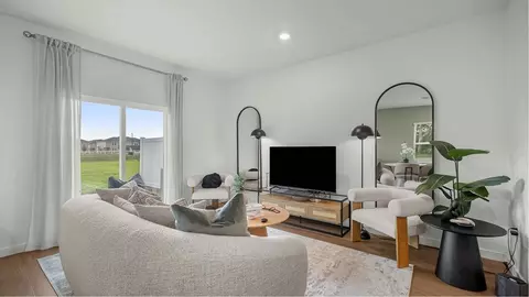 Living - 4973 SW 83rd Pl, Ocala, FL 34476 photo 2 of 2