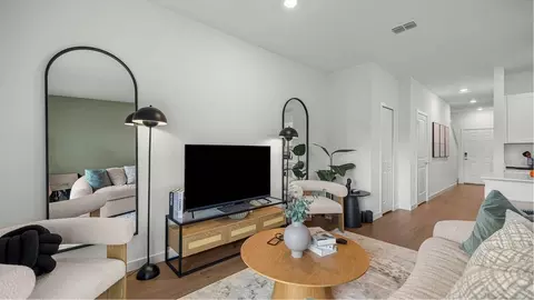 Living - 4973 SW 83rd Pl, Ocala, FL 34476 photo 1 of 2