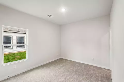 Bedroom - 356 Declan St, Springtown, TX 76082 photo 4 of 10