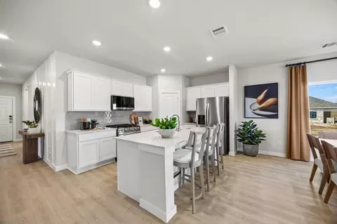 Kitchen - 356 Declan St, Springtown, TX 76082 photo 3 of 3
