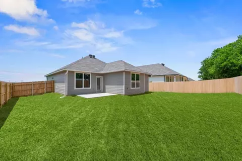 Exterior - 107 Adaline Bnd, Mcgregor, TX 76657 photo 4 of 6