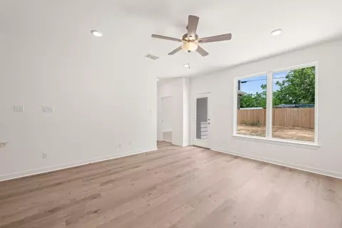 Living - 107 Adaline Bnd, Mcgregor, TX 76657 photo 1 of 1