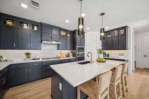 Kitchen - 1009 Karis Blvd, Crowley, TX 76036 photo 2 of 2