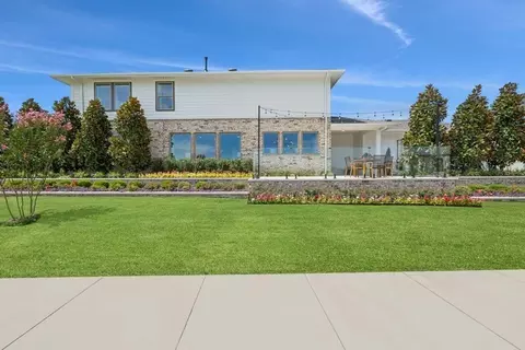 Exterior - 1009 Karis Blvd, Crowley, TX 76036 photo 5 of 7