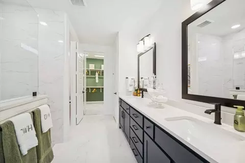 Bath - 1009 Karis Blvd, Crowley, TX 76036 photo 2 of 2