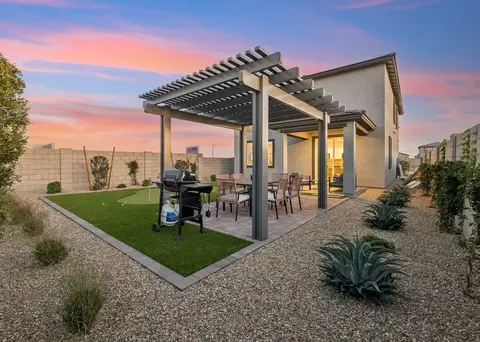 Exterior - 17222 W Patrick Ln, Surprise, AZ 85387 photo 9 of 22