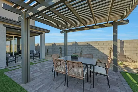 Exterior - 17222 W Patrick Ln, Surprise, AZ 85387 photo 21 of 22