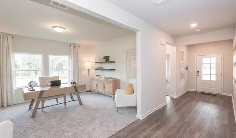 7796 Richmond Trl, Fairburn, GA 30213