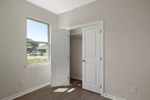 Bedroom - 119 Cabin St, Laredo, TX 78046 photo 4 of 11
