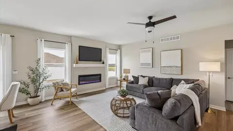 Living - 1025 Hemlock Ln, Waukee, IA 50263 photo 1 of 3