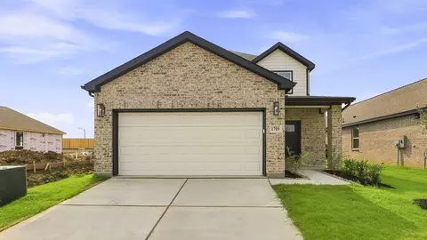 1709 Romans Rd, Ennis, TX 75119