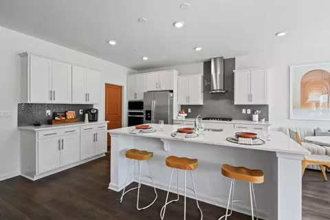 Kitchen - 341 Ensemble Way, Frederick, MD 21701 photo 5 of 8
