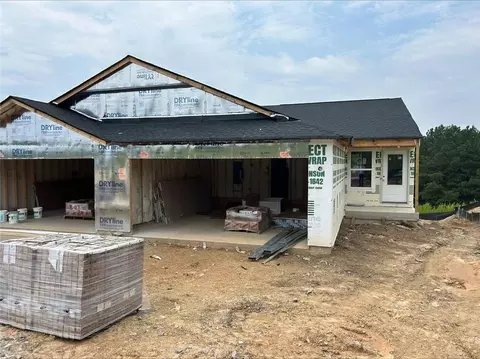 37 Village Dr, Dawsonville, GA 30534