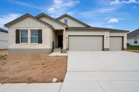17510 Buffalo Grass Ln, Elmendorf, TX 78112