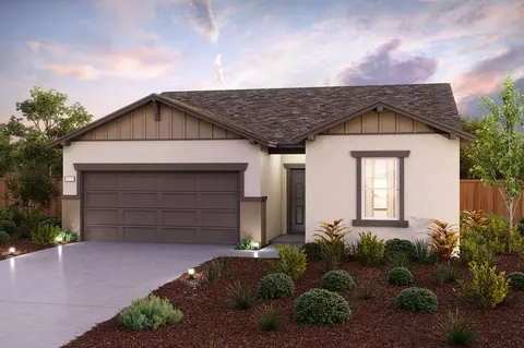 1504 Glory Ave, Tulare, CA 93274