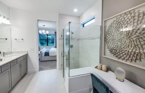Bath - 3260 Hampton Blvd, Alva, FL 33920 photo 2 of 4