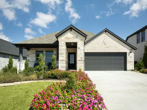 303 Eldora Dr, Nevada, TX 75173