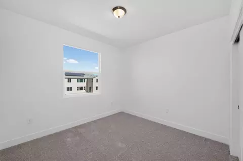 Bedroom - 986 Peters Rd S, Madera, CA 93636 photo 7 of 14