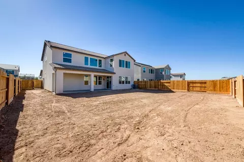 Exterior - 986 Peters Rd S, Madera, CA 93636 photo 7 of 21