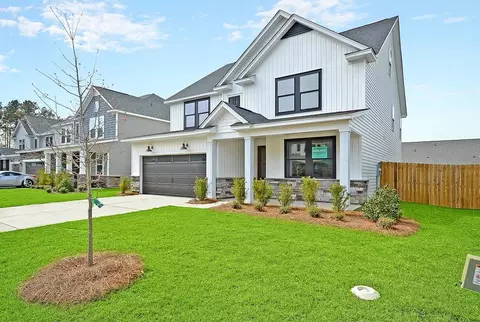 Exterior - 219 Creek Pointe Dr, Moncks Corner, SC 29461 photo 5 of 12