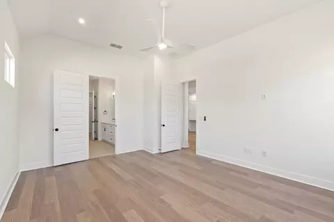 Bedroom - 122 Alvin Dr, Buda, TX 78610 photo 4 of 6