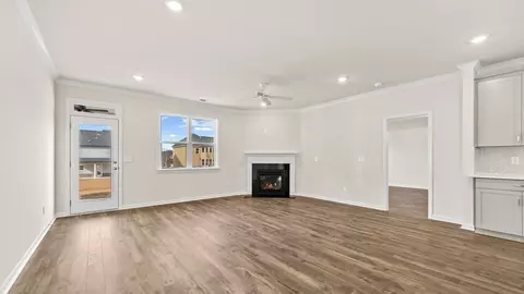 Living - 610 Edgar St, Hampton, GA 30228 photo 1 of 7