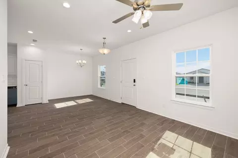 Living - 5305 Moses Loop, Laredo, TX 78046 photo 1 of 4