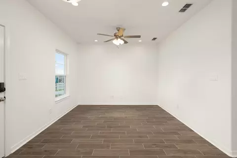 Living - 5305 Moses Loop, Laredo, TX 78046 photo 2 of 4