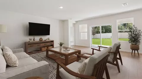Living - 2532 Dorset Ct, Ormond Beach, FL 32174 photo 1 of 1