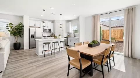 Dining - 8111 Dreamside Ave, Bakersfield, CA 93311 photo 1 of 2