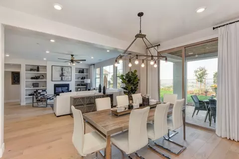 Dining - 1308 Bear Creek Dr, Rocklin, CA 95765 photo 4 of 17