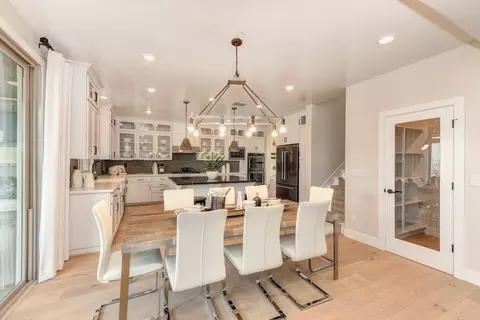 Dining - 1308 Bear Creek Dr, Rocklin, CA 95765 photo 5 of 17