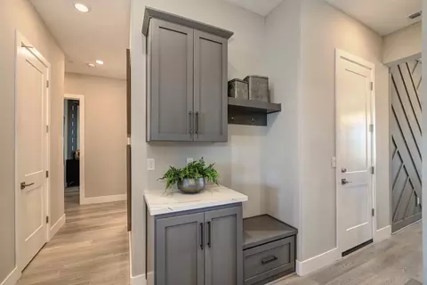 Entry Way - 1308 Bear Creek Dr, Rocklin, CA 95765 photo 7 of 10