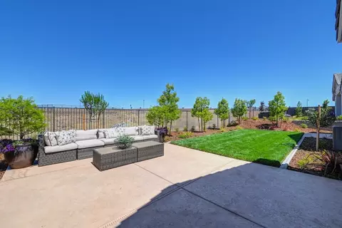Exterior - 1308 Bear Creek Dr, Rocklin, CA 95765 photo 20 of 35