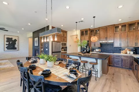 Dining - 1308 Bear Creek Dr, Rocklin, CA 95765 photo 8 of 17