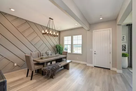 Dining - 1308 Bear Creek Dr, Rocklin, CA 95765 photo 11 of 17