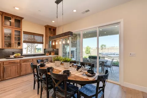Dining - 1308 Bear Creek Dr, Rocklin, CA 95765 photo 9 of 17