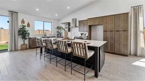 Kitchen - 3800 Wagon Way, Shafter, CA 93263 photo 1 of 6