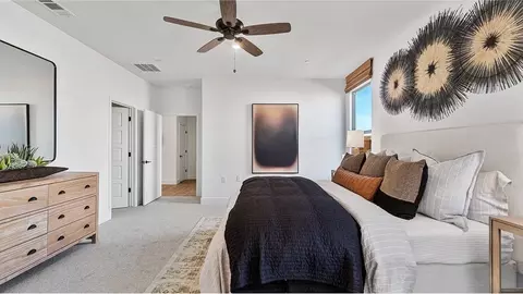 Bedroom - 3800 Wagon Way, Shafter, CA 93263 photo 2 of 8