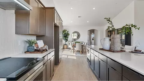 Kitchen - 3800 Wagon Way, Shafter, CA 93263 photo 3 of 6