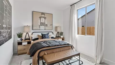 Bedroom - 3800 Wagon Way, Shafter, CA 93263 photo 5 of 8