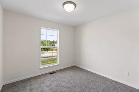 Bedroom - 2207 Heatherfield Dr, Rolla, MO 65401 photo 2 of 3