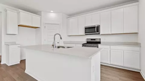 Kitchen - 149 Sky View Ln, Beecher, IL 60401 photo 2 of 7
