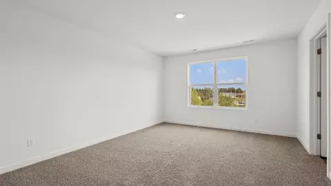 Bedroom - 149 Sky View Ln, Beecher, IL 60401 photo 8 of 17