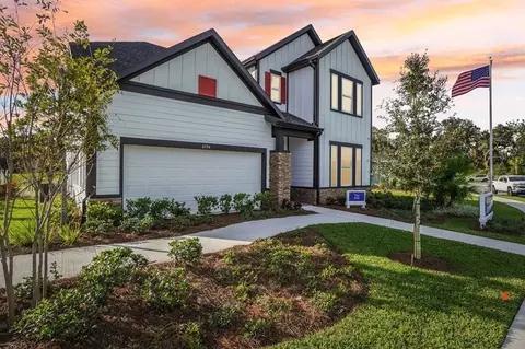 Exterior - 5849 Native Oak St, Mount Dora, FL 32757 photo 4 of 5