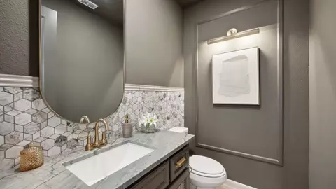 Bath - 2404 Aurora Ave, Celina, TX 75009 photo 3 of 11