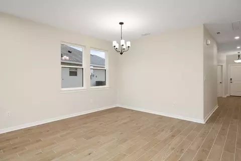 Living - 119 Cabin St, Laredo, TX 78046 photo 3 of 7